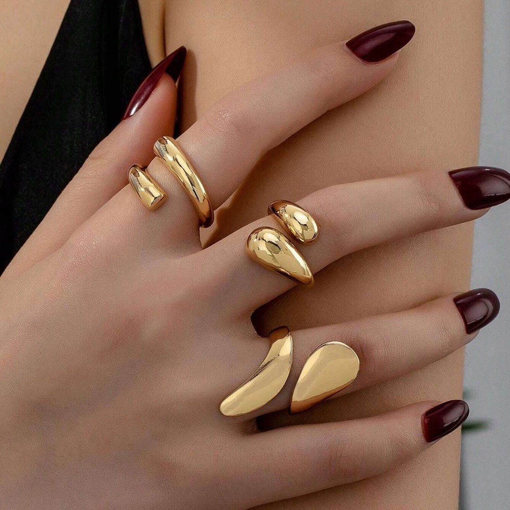 New Gold 3pcs Elegant and Stunning Ring Set Adjustable ✨🔥🔥
